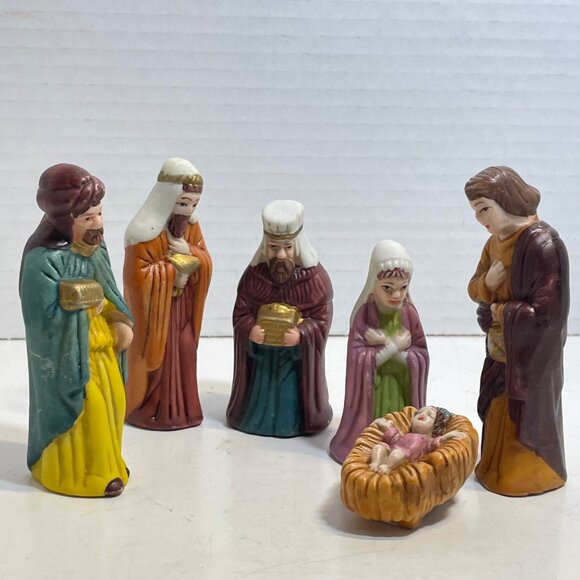 Vintage 6-Piece Ceramic Nativity Set With Baby Jesus Mary Joseph & Three Wise Me - Picture 3 of 6